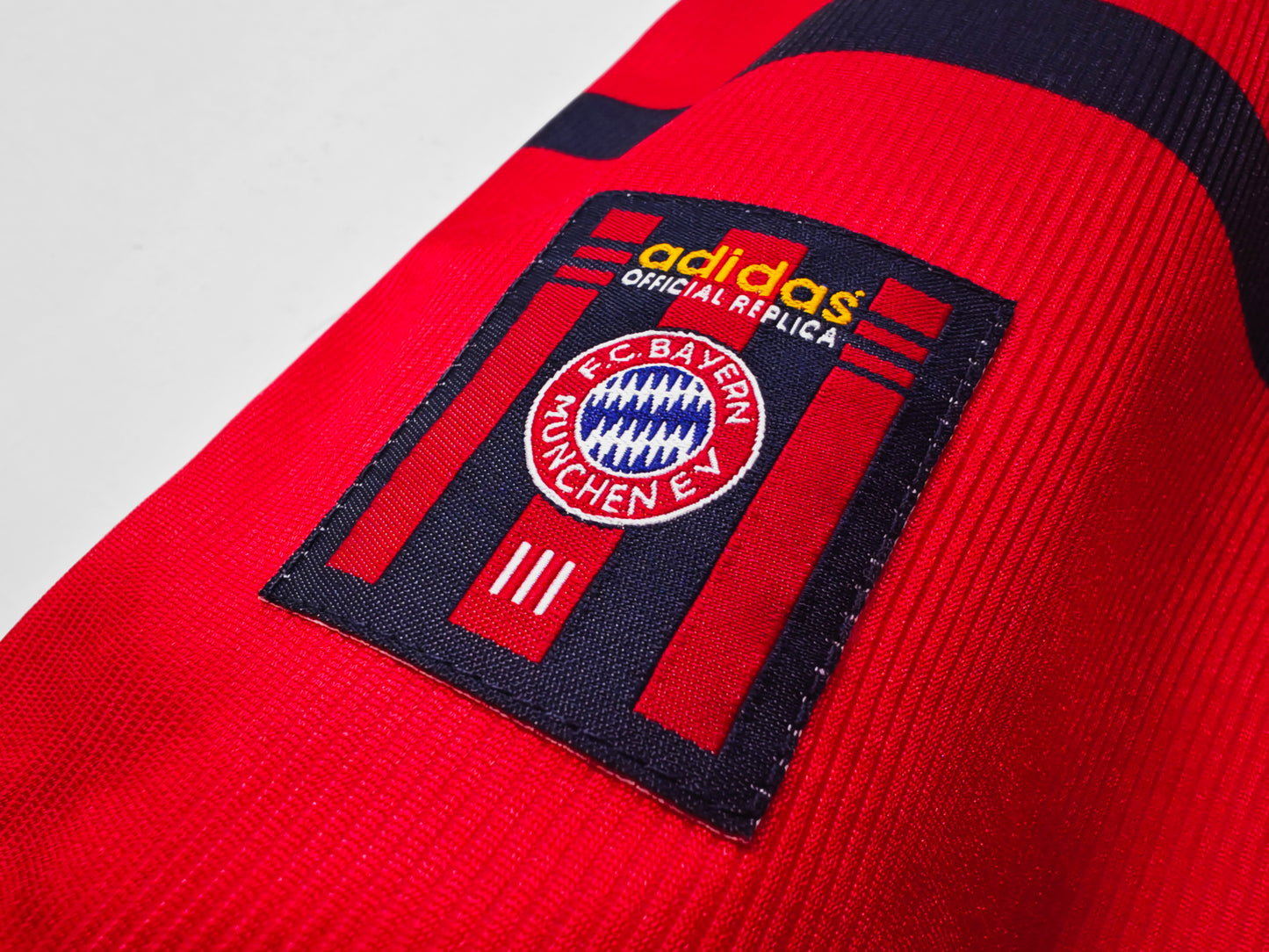 Bayern Munich 1998/2000 Away