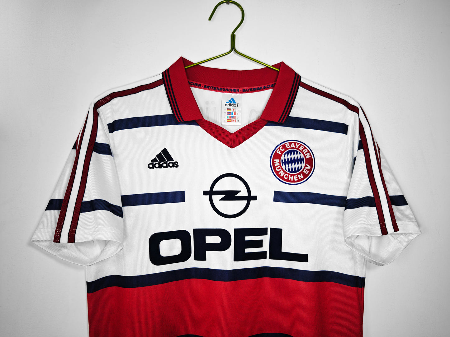 Bayern Munich 1998/2000 Away