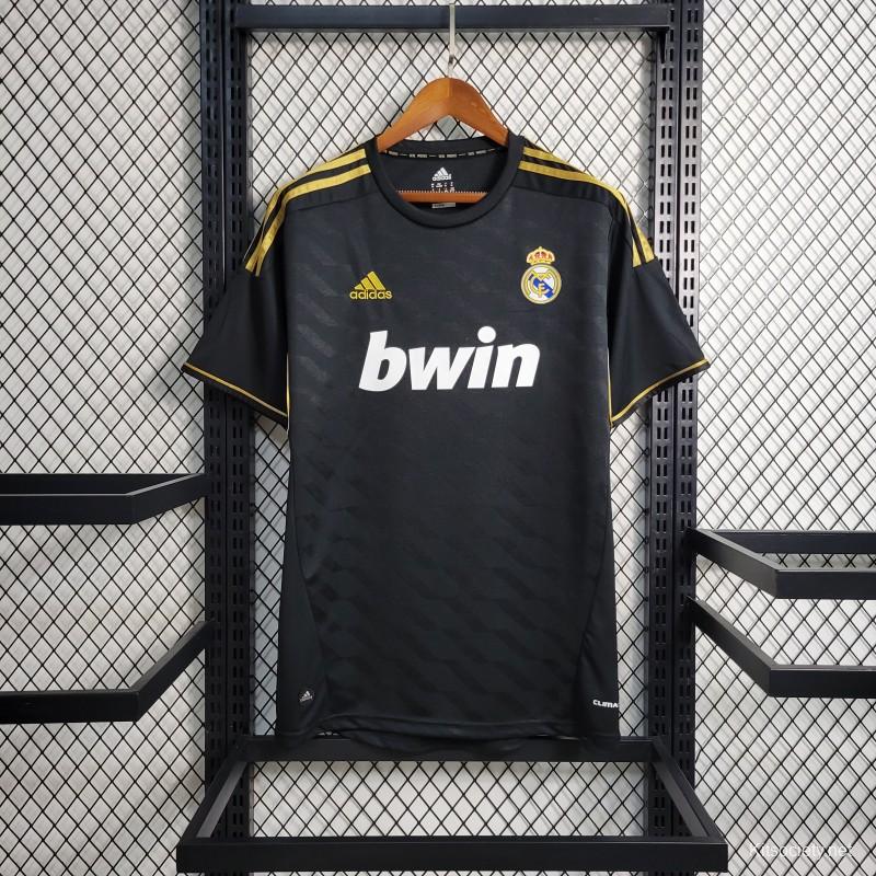 Real Madrid 2011/2012 Away