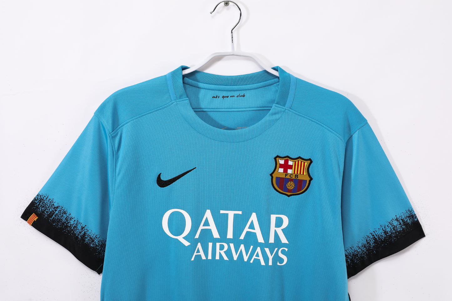 Barcelona 2015/2016 Away