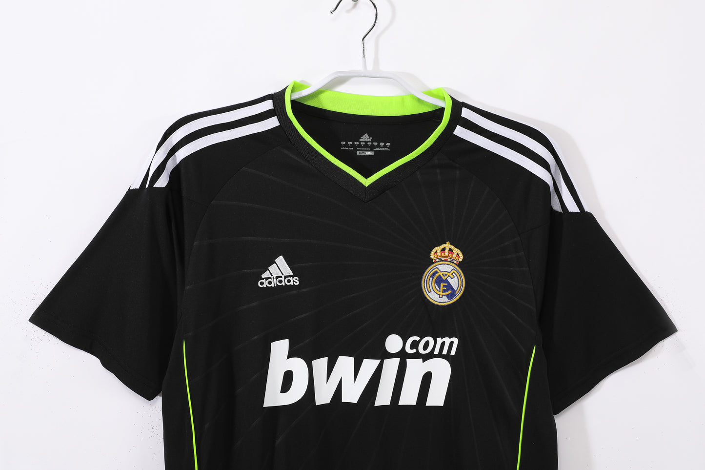 Real Madrid 2010/2011 Away